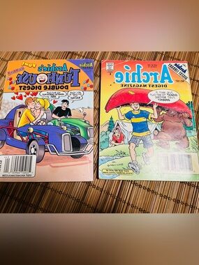 Archie Comics Digest Lot of 2 - Funhouse Double Digest #4 & Archie Digest #157